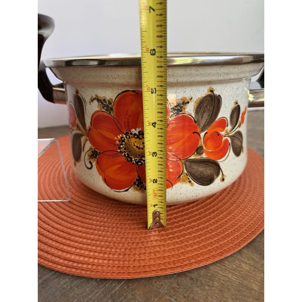 Vintage Sanko Show Ware  Enamel Orange Poppy Set Of 2 Stock Pot/ Dutch Oven